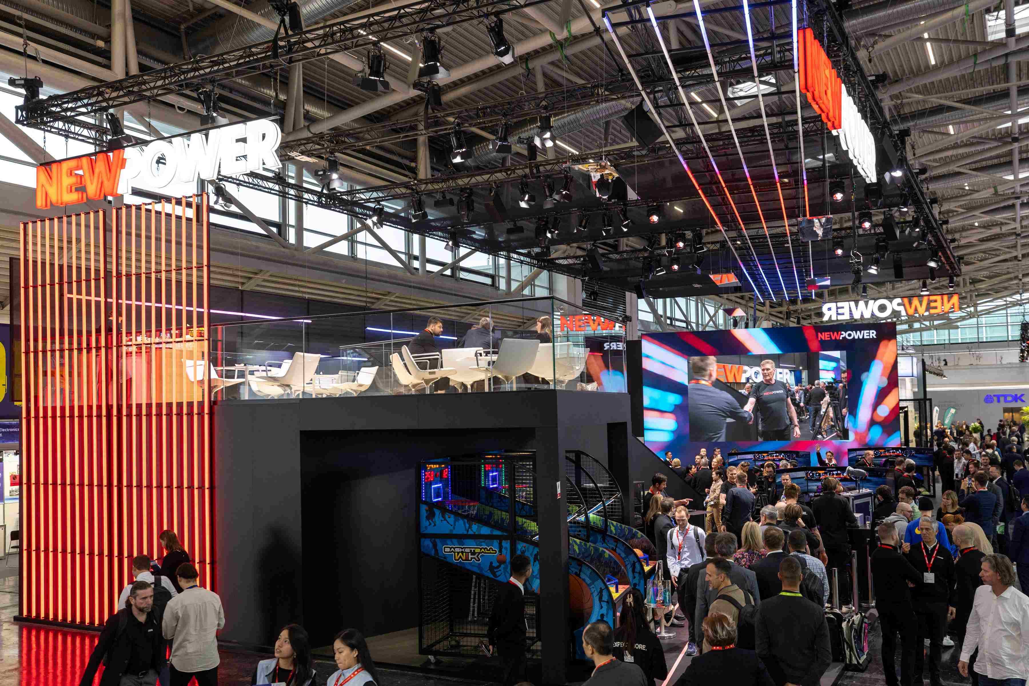 NewPower electronica Stand